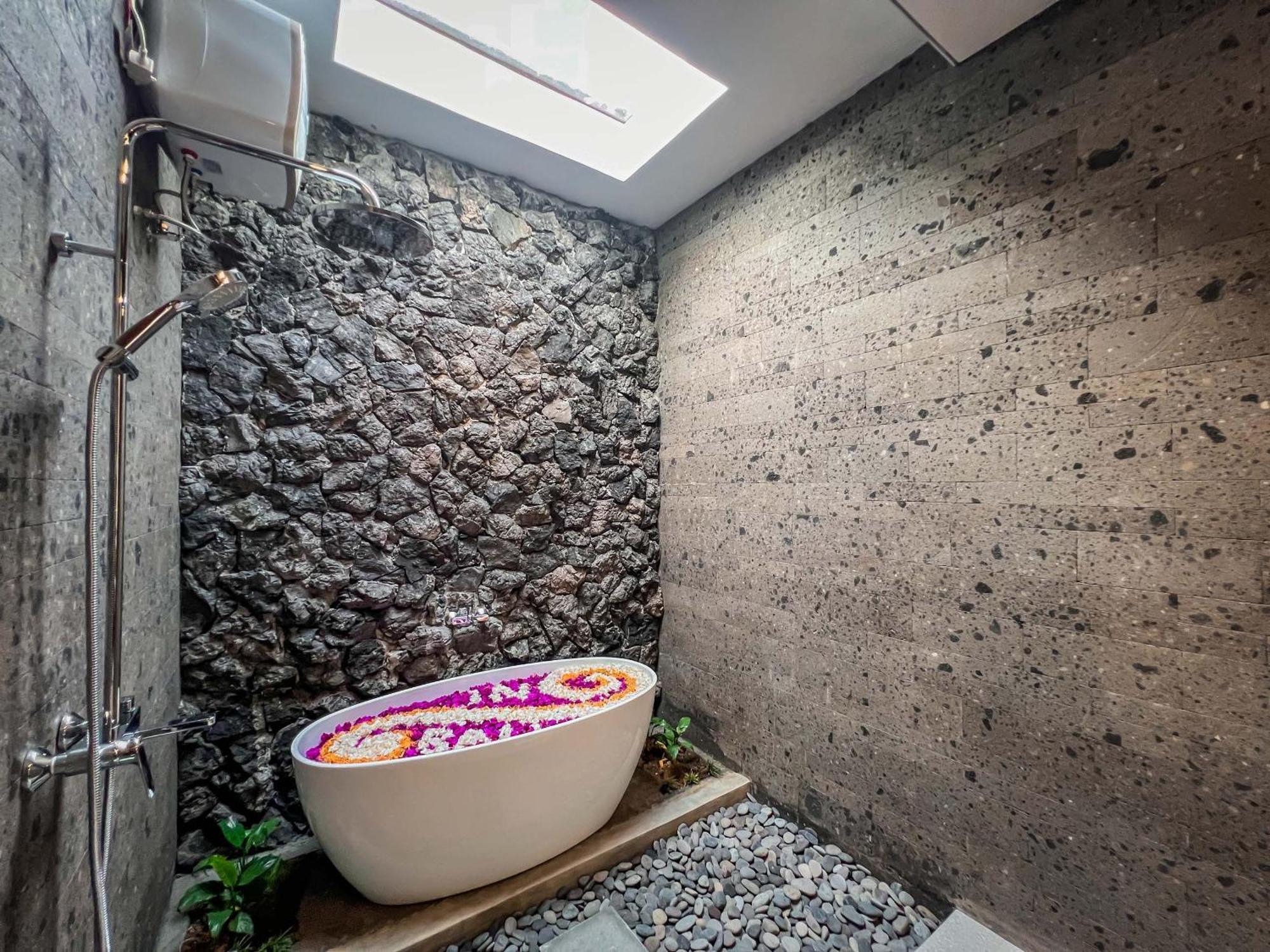 Natayu Ubud Villa Buitenkant foto
